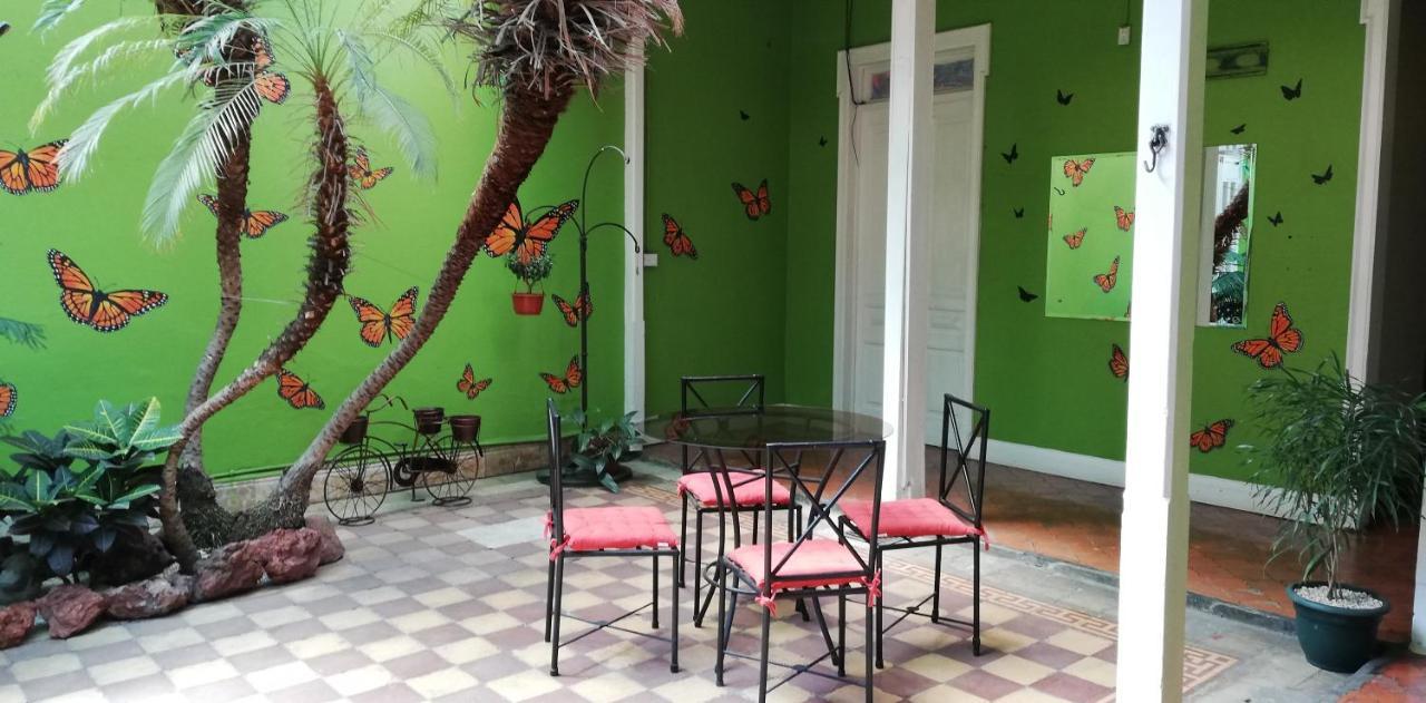 Casa Mayela Guest House Сан-Хосе Экстерьер фото