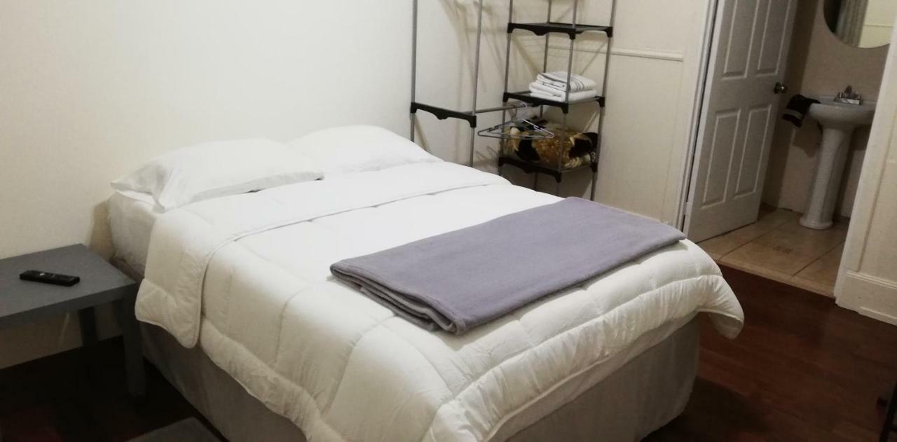 Casa Mayela Guest House Сан-Хосе Экстерьер фото